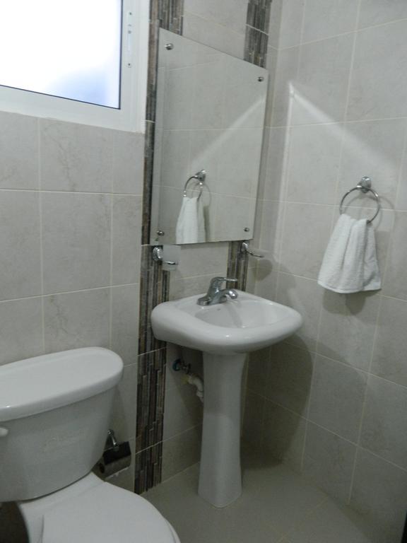Residencial Vista Del Bosque Apartment Santiago De Los Caballeros Luaran gambar