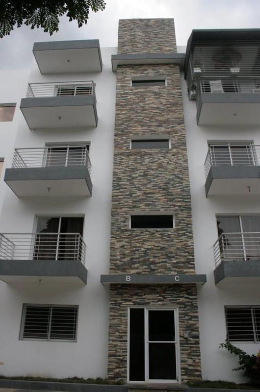 Residencial Vista Del Bosque Apartment Santiago De Los Caballeros Luaran gambar